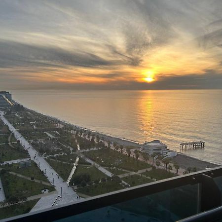 Студия С Потрясающим Видом На Море В Orbi Beach Tower Батуми Екстериор снимка