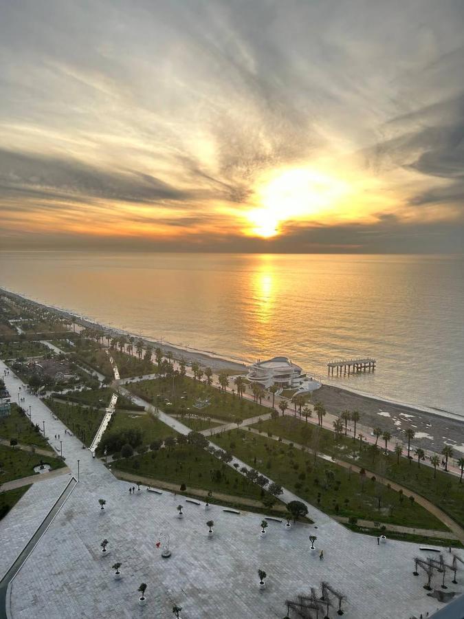 Студия С Потрясающим Видом На Море В Orbi Beach Tower Батуми Екстериор снимка
